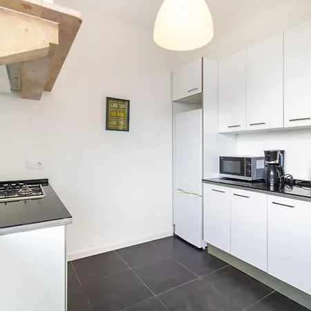 Telhal By Hill Apartment